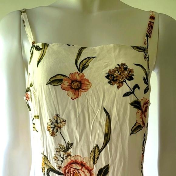 BRAND NEW! MNG Causal Sleeveless Floral Dress with Matching Scrunchies Size 6 - Picture 3 of 15
